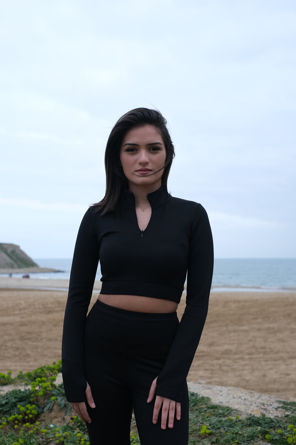 Yarı Fermuarlı Crop Sporcu Üstü