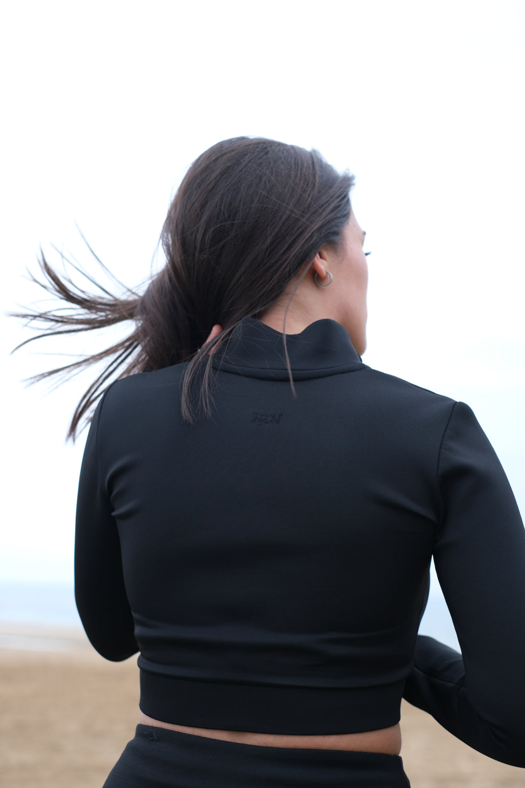 Yarı Fermuarlı Crop Sporcu Üstü